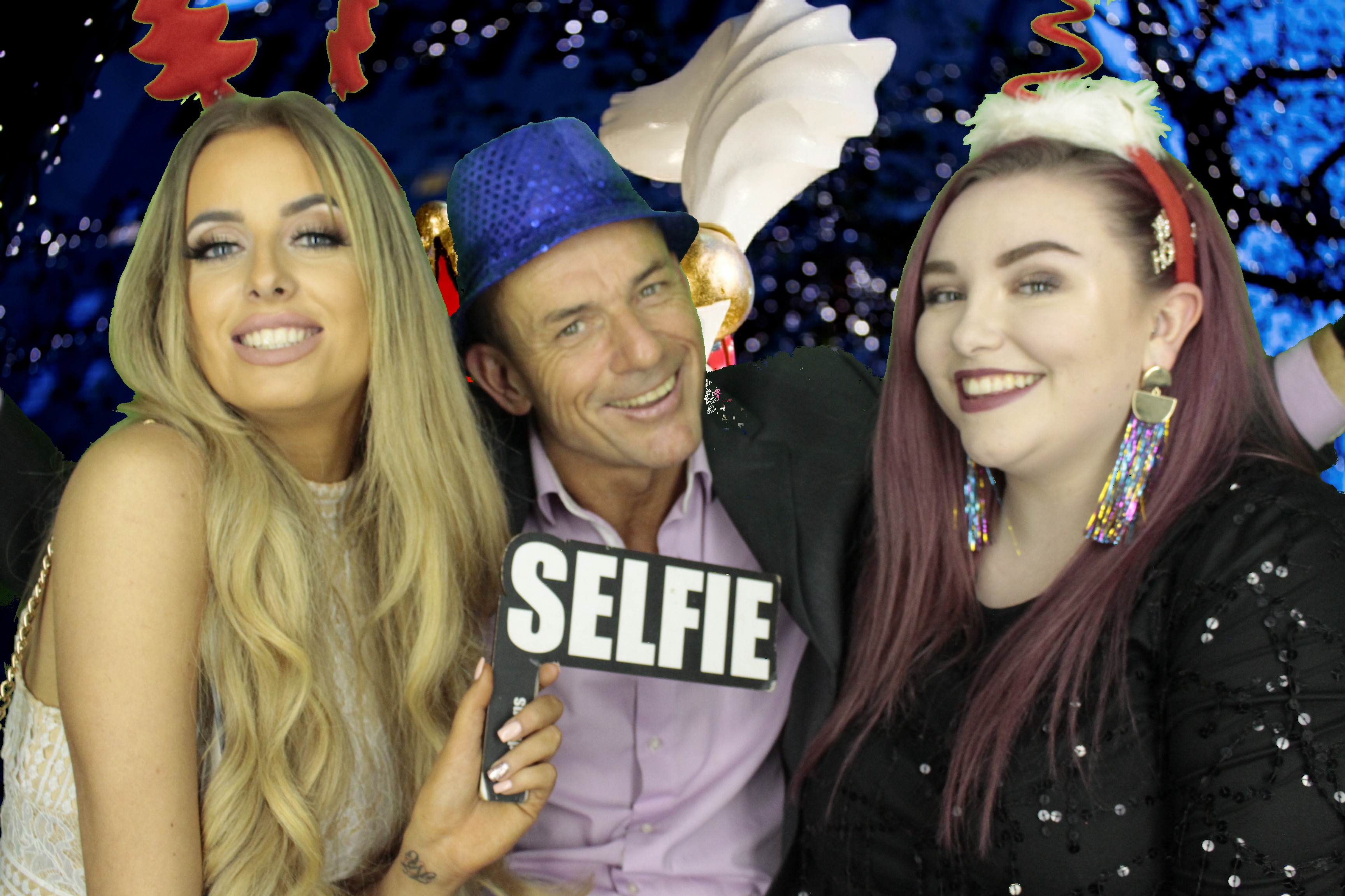 Ocean Network Express Christmas Party 2019 | View more photos from the event at gallery.myphotoboothexperience.co.uk/u/MyPhotoBoothExperienceLtd/Ocean-Network-Express-Christmas-Party-2019